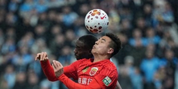 九游游戏-观察：没有利刃时盾牌也是进攻利器，海港依靠“定位导弹”赢下保级大战有启示